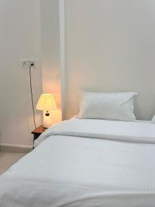 SHIV AARADHYA HOME STAY Airconditioner Full Apartment Near 1 km of Mahakalewar Temple