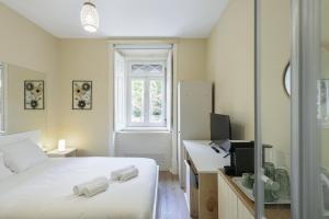 LISBON UPTOWN ROOMS by Homing