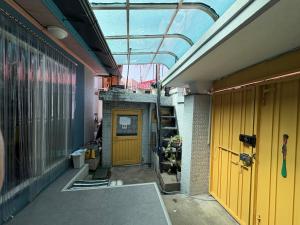 10min Walk to Gyeongbokgung