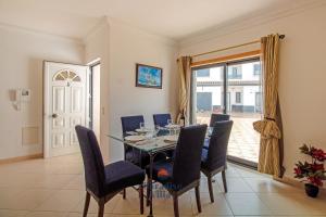 3-Bedroom House with Pool in Albufeira