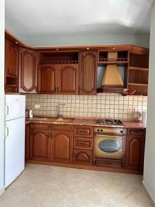 Beachfront apartment Ridi