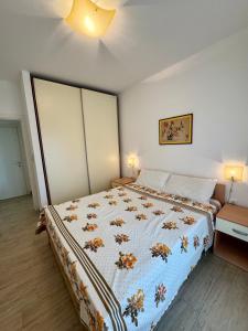 Pollys Albarella Apartment
