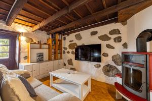 Casa Piedra y Tea