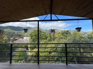 Apartments With Balcony And Mountain View