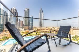 2 Br in Burj Crown by Pk Holidays