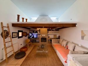 Villa in Ibiza with Pool, garden, 3 bedrooms