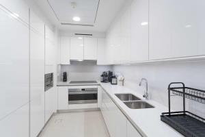 2 BR and Maids in Canal Front Al Wasl