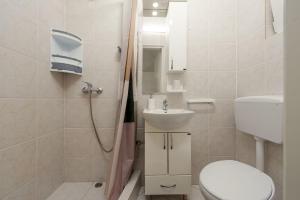 Apartments Oto
