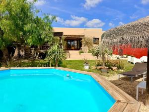 Villa in Ibiza with Pool, garden, 3 bedrooms