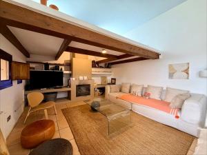 Villa in Ibiza with Pool, garden, 3 bedrooms