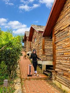Mống Vàng Retreat Tà Xùa