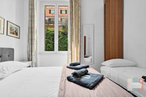 Cerm70 Prada District Spacious Suite with an Artistic Touch