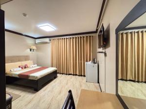 DJapanese Tunnel Family Resort