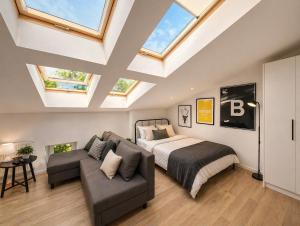 Skylight Loft in City Center with AC