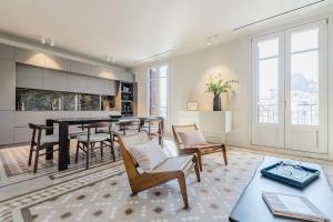 Paseo de Gracia 4 Suites big Home with Views