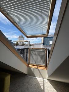 Sunny Gym Studio Apartment