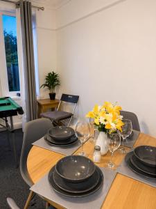 Modern 3BR Haven for Monthly Stays