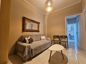 Homely Stay @Acropolis Museum