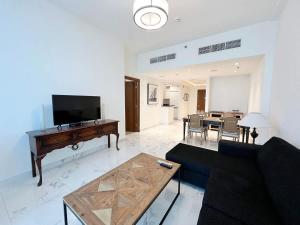 1 BR Canal View in Noora Tower