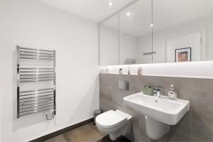 Luxury Wembley 2 bed Flat - Sleeps 9