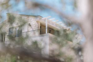 Val Dor Olive Village