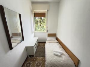 Vassena Lake House Steps from Lake Como and Free Park