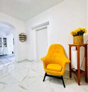 2BR Apt & LR with Terrace, Close to Museum Gugging