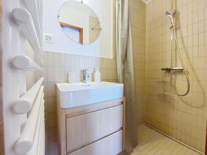 Apartment Center by Interhome