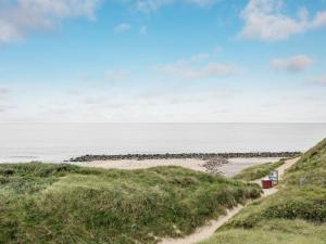 Holiday Home Hillegonde - 84m from the sea by Interhome