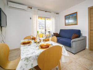 Apartment Voramar-8 by Interhome