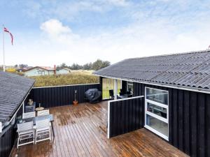 Holiday Home Pertti - 400m from the sea by Interhome