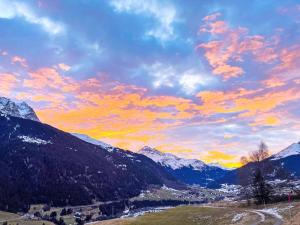 Apartment Toissa A4 by Interhome