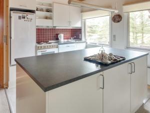 Holiday Home Eine - 800m from the sea by Interhome