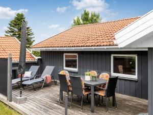 Holiday Home Irlin - 850m from the sea by Interhome