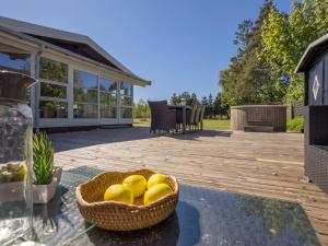 Holiday Home Tayana - 500m from the sea by Interhome