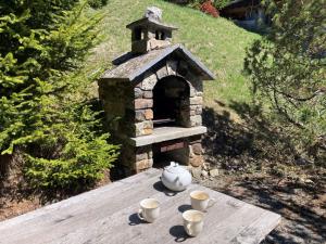 Chalet Veni- Vidi- Mansi by Interhome