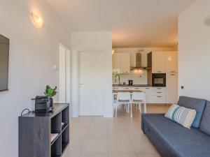 Apartment Sole e Fiori by Interhome