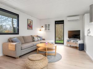 Holiday Home Arild - 700m from the sea by Interhome