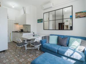 Apartment Brezza sul Mare by Interhome