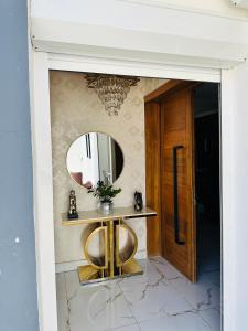 apartamento con piscina en la romana #1