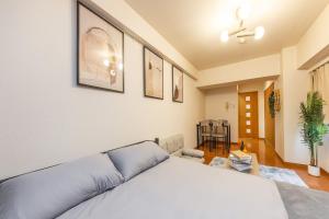 3 mins Walk from JR Kamata Station, 7 mins by Shinagawa Line, Direct Service from Keikyu Kamata Station to Haneda Airport, Direct Service to Tokyo, Shinagawa, Yokohama, Ueno