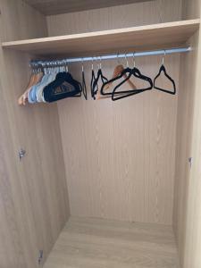 Westfield Kensington Neighbour