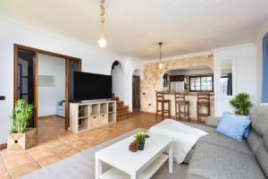 Villa Marysol by Eden Rentals Villas