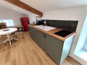 Gîte Calme - Vue sur Garonne - Parking privé