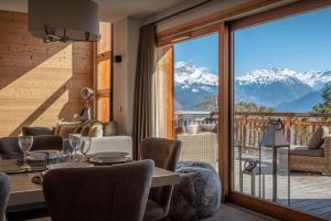Chalet Tansoo - OVO Network