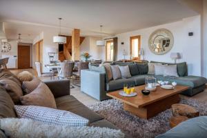 Chalet Tansoo - OVO Network