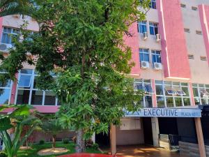 Executive Plaza Hotel