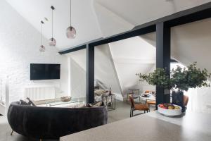 Mayfair Loft Apartment
