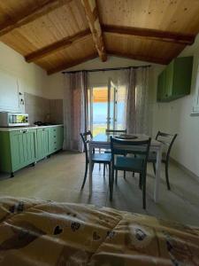 Cottage Alchimiza Isola Rossa Hills