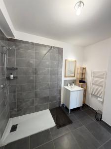 Charming 2-room apartment, Terrace, Close to Calanques Sormiou